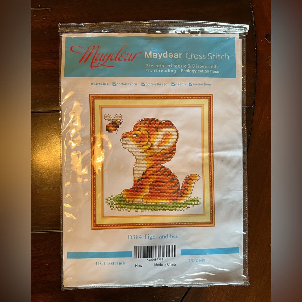 Tiger and Bee Stamped Cross Stitch Kit - Picture 4 of 5